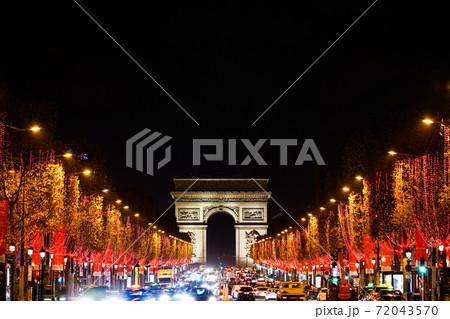シャンゼリゼのイルミネーション2020 72043570