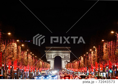 シャンゼリゼのイルミネーション2020 72043573
