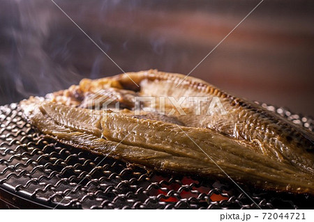 北海道の美味しい焼き魚ほっけ 72044721