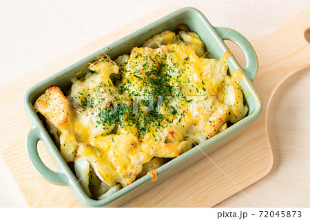 タラじゃがチーズがけ 72045873