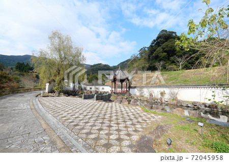 冠岳花川砂防公園にある蓮苑の風景 72045958