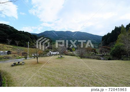 冠岳花川砂防公園の広大な風景 冠岳花川砂防公園の広大な風景 72045963