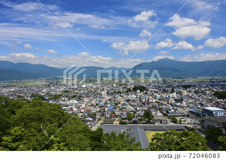 続日本100名城 福井県 越前大野城の眺望(東) 続日本100名城 福井県 越前大野城の眺望(東) 72046083