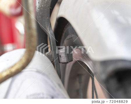 自転車の前輪ブレーキシュー・摩耗後 72048829