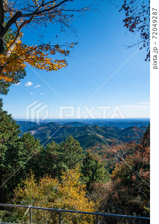 子の権現の東京スカイツリー眺望処から見た東京都街（遠景にスカイツリー） 72049287