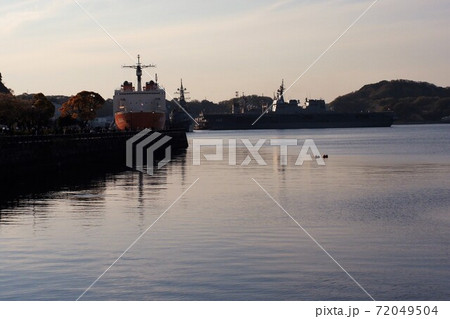 軍港の景色 軍港の景色 72049504