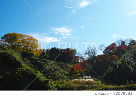 秋の月山富田城跡 … 島根県 安来市 天候：晴れ 72070532