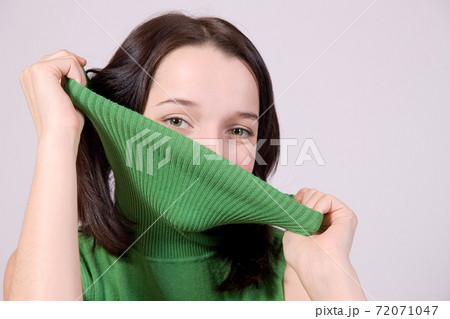 attractive girl hide face attractive girl hide face 72071047