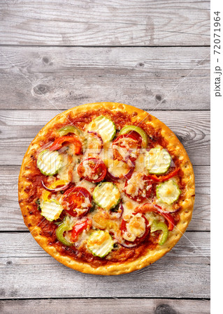 Delicouse and healthy vegetarian pizza Delicouse and healthy vegetarian pizza 72071964