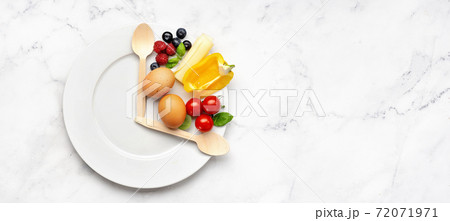 Interval fasting diet concept on white Interval fasting diet concept on white 72071971