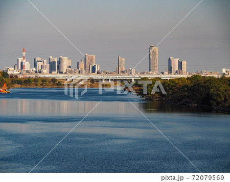 荒川中流域と川口市のマンション群 72079569