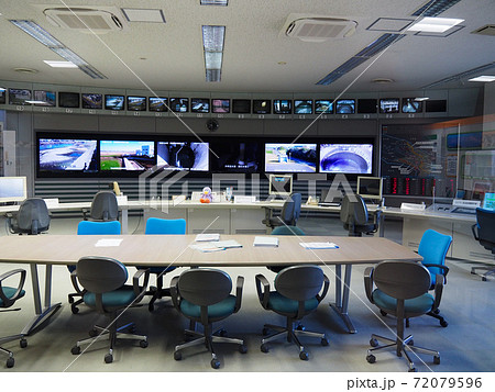 防災地下神殿コントロールセンター 72079596