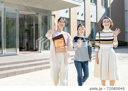女子大生 留学生 大学 キャンパスライフイメージ　撮影協力：中央工学校附属日本語学校 72080040
