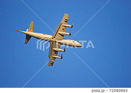 夕方のP-3C哨戒機 夕方のP-3C哨戒機 72080663