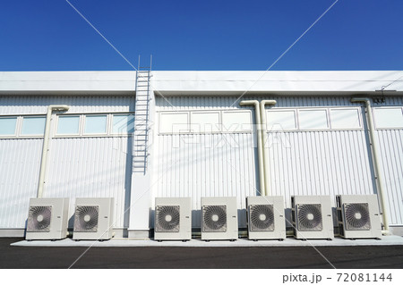 室外機　エアコン 72081144