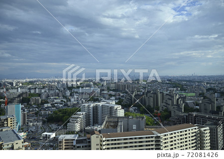 千里ニュータウン（大阪府吹田市・豊中市）の千里中央より 72081426