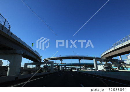 東関東自動車道と首都高速道路 72083044