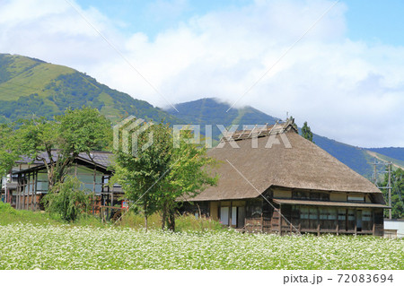千国街道　初秋の山里　牛方宿 72083694