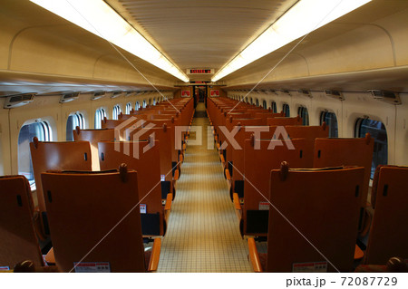 九州新幹線800系（普通車：電車内） 72087729