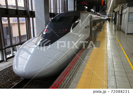 山陽新幹線博多南線(博多駅ホーム) 山陽新幹線博多南線(博多駅ホーム) 72088231