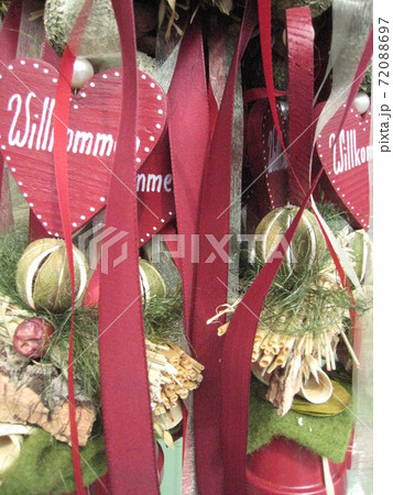 爽やかな夏の風に揺れるミュンヘンの美しい街並み 爽やかな夏の風に揺れるミュンヘンの美しい街並み 72088697