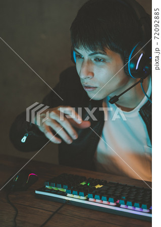 オンラインゲーム  オンラインゲーム  72092885