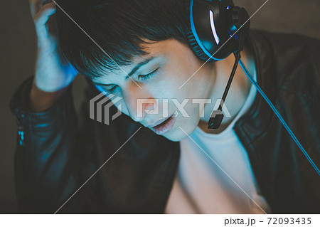 オンラインゲーム  72093435
