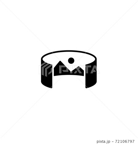 Panorama picture 360 degree, camera, photo icon on isolated white background. Front camera swap. Eps 10 vector. 72106797