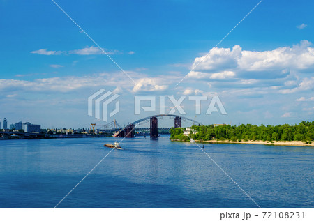 KYIV, UKRAINE - MAY 23, 2017 View of the Dnieper embankment, River station, grand hotel Fairmont in Kiev 72108231