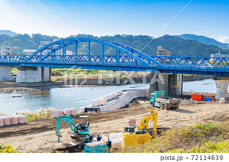 静岡県伊豆の国市 狩野川の護岸工事 静岡県伊豆の国市 狩野川の護岸工事 72114639