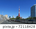 首都高速道路から見える東京タワー 72118428
