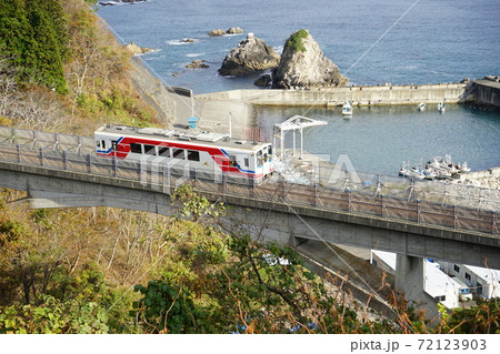 秋の三陸鉄道リアス線　大沢橋梁 72123903