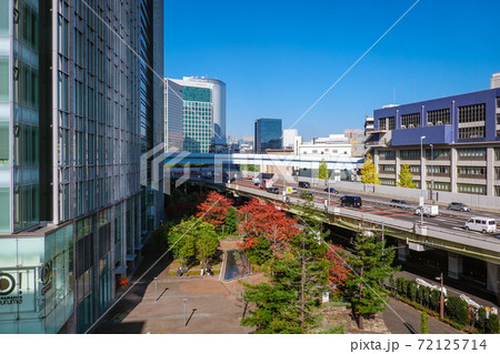 都心の風景　首都高速道路（浜崎橋JCTから汐留JCT間） 72125714