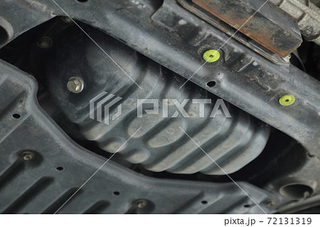 クルマのパーツ、ゴム類、ブッシュ 72131319