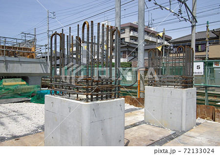 鉄道高架橋工事／下部工 72133024