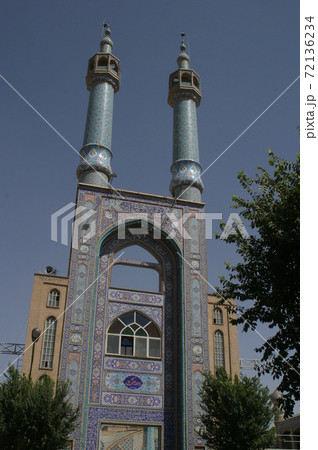 イラン東部の町ヤズドのモスク「マスジド・ジャーメ」 72136234