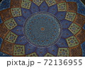 イランの伝統芸能「アラベスク」 72136955