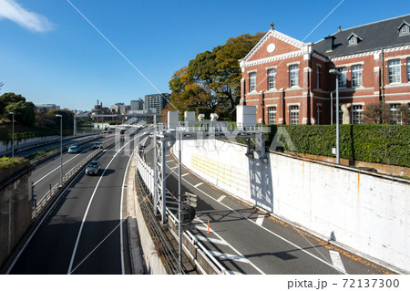 東京国立近代美術館工芸館 72137300