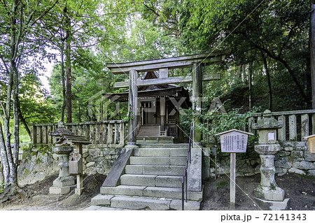 石上神宮　出雲建雄神社　奈良県天理市 72141343