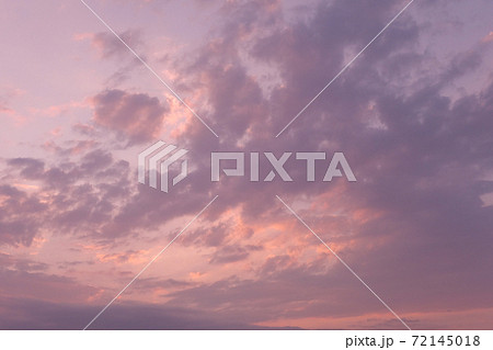 美しい夕焼け空の写真素材