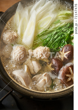 鶏鍋 72147476