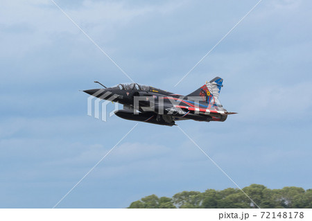 フランス空軍ミラージュ2000ディスプレイチーム離陸 72148178