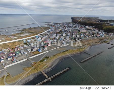 霧多布の町並みの空撮 霧多布の町並みの空撮 72148521