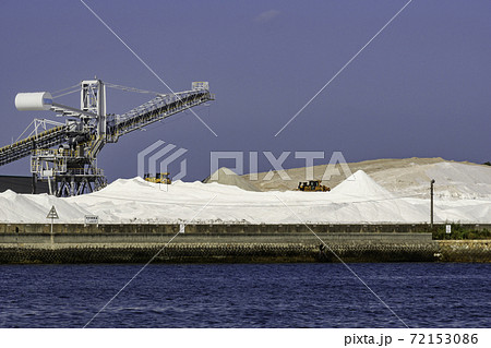 三ツ子島埠頭株式会社　工業塩集積所　広島県呉市 72153086