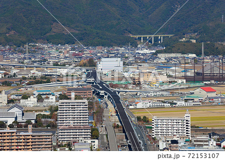 《高知県》高知市の町並み・高速道路 《高知県》高知市の町並み・高速道路 72153107