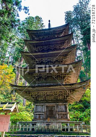 山形県鶴岡市　羽黒山（五重塔） 72158728
