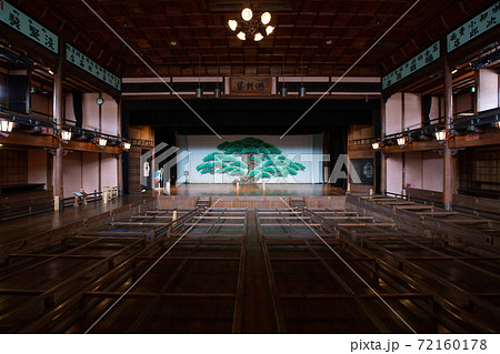 内子座 -大正に創建された現役の芝居小屋- 愛媛県喜多郡内子町 内子座 -大正に創建された現役の芝居小屋- 愛媛県喜多郡内子町 72160178
