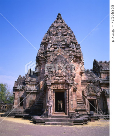 パノムルン歴史公園の経蔵と中央祠堂 パノムルン歴史公園の経蔵と中央祠堂 72166858