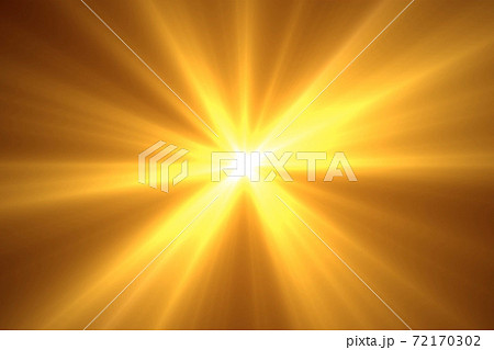 中心から神々しく輝き広がる美しい光線 72170302