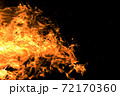 飛び込んでくる炎の筋【黒背景】 72170360